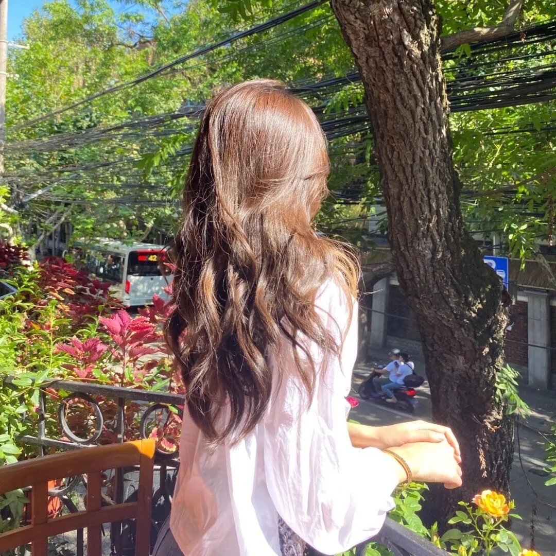 红杏春风嫁有期